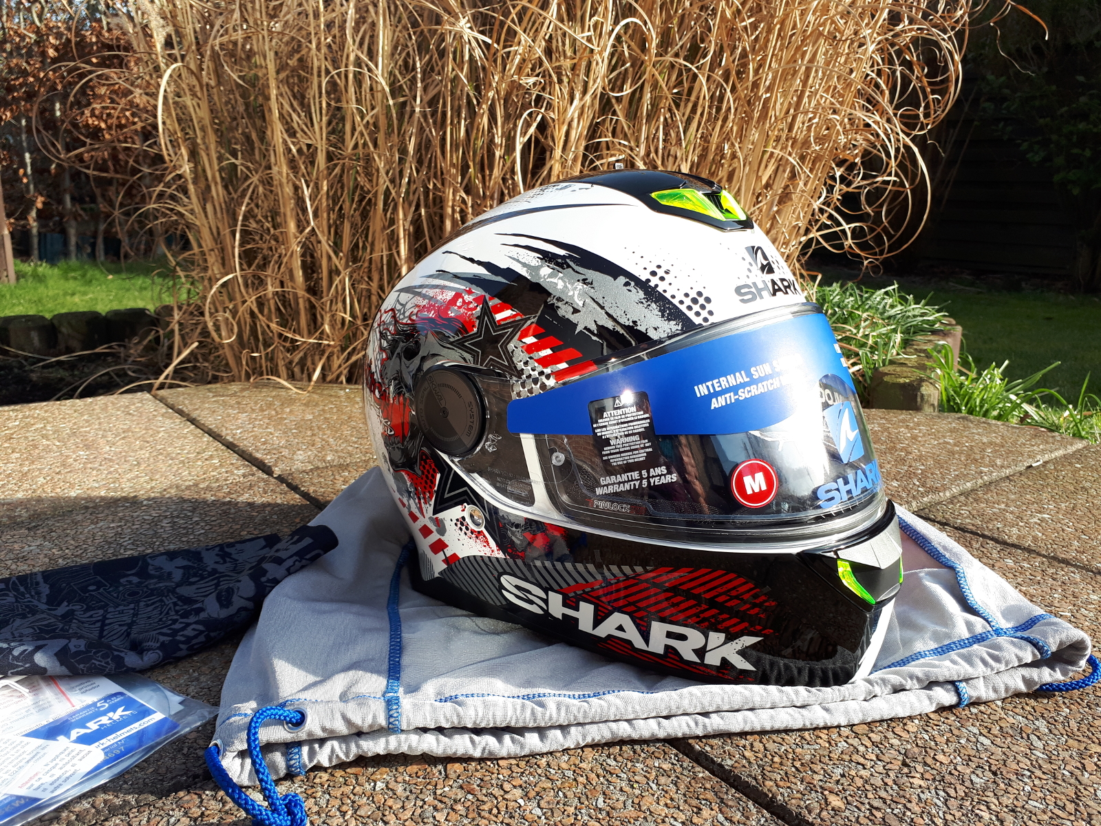 Motorrad-Helm-Test: Der blinkende „Shark SKWAL 2“ - MOTORRADO.de